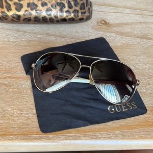 Guess women’s aviator sunglasses